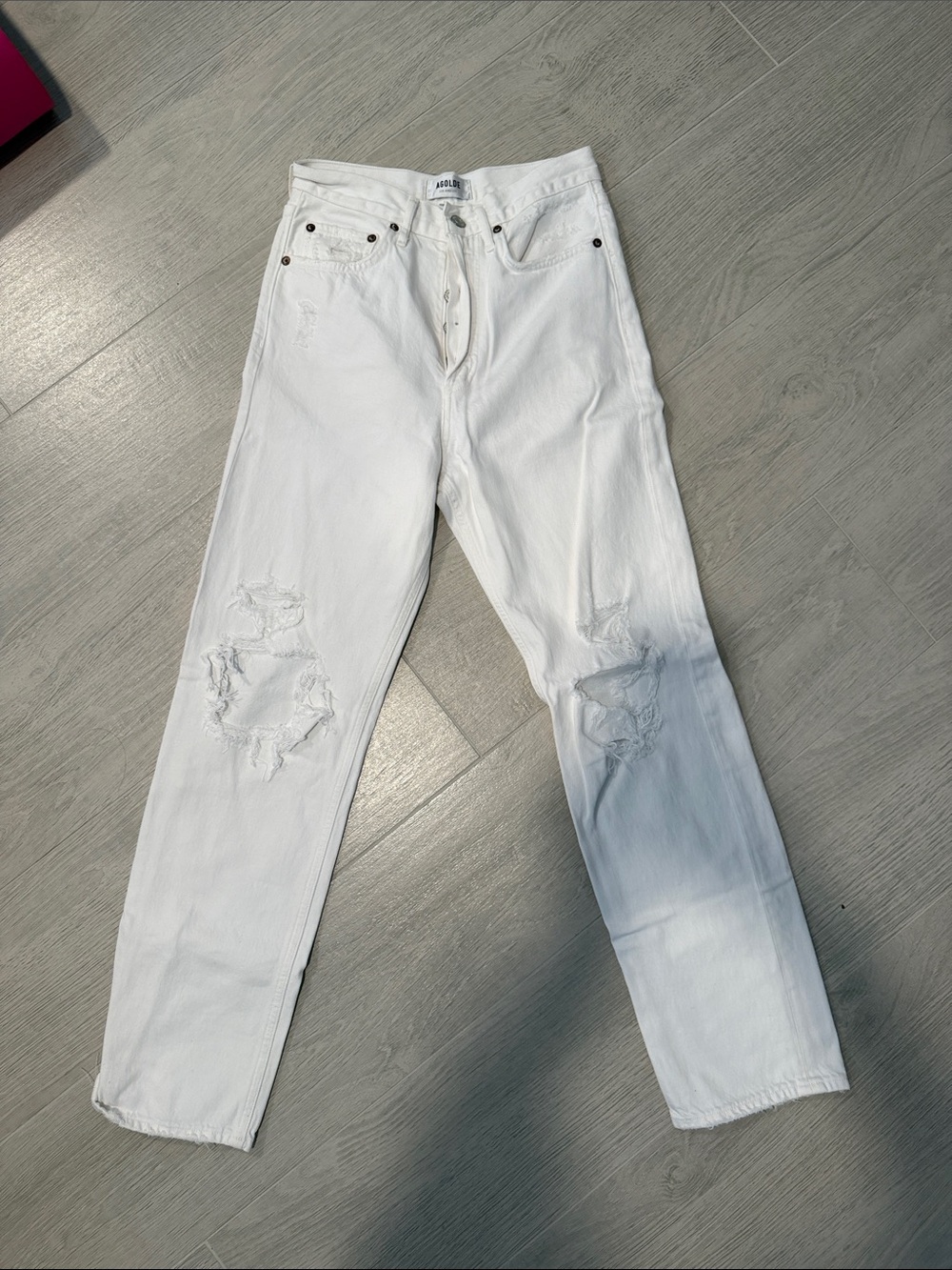 Agolde 90s White Distressed Jean 23